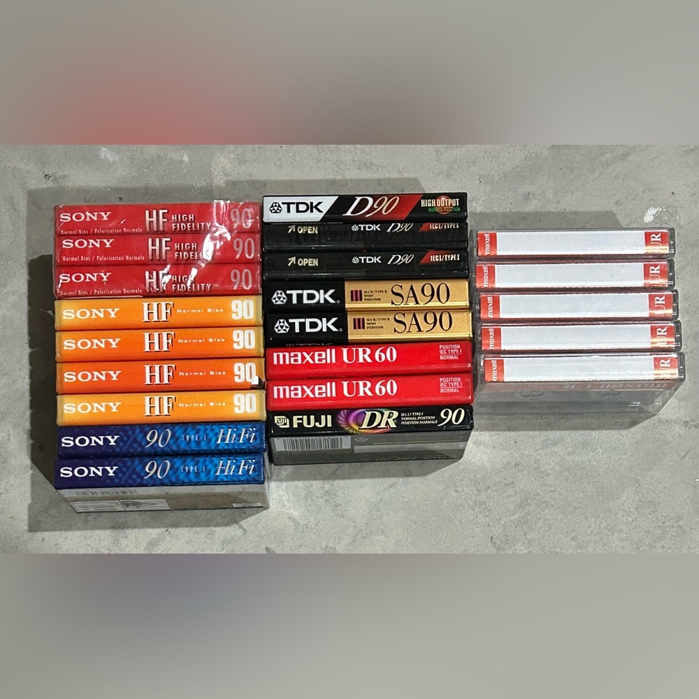 Blank Cassette Tape Lot (22) Sony Maxwell TDK Fuji